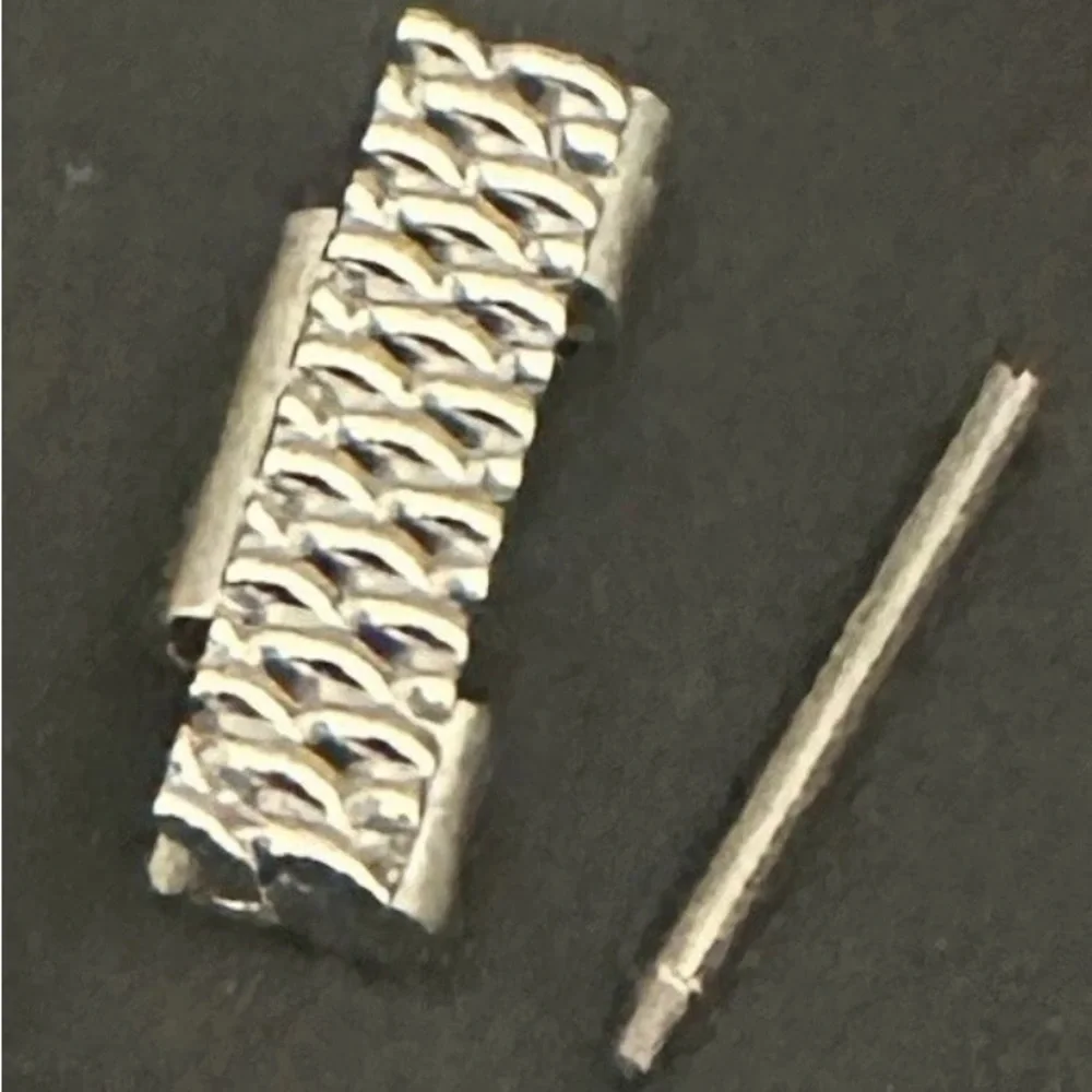 Authentic Breitling 18 mm Milanese Mesh Stainless Steel Link w/ Screw